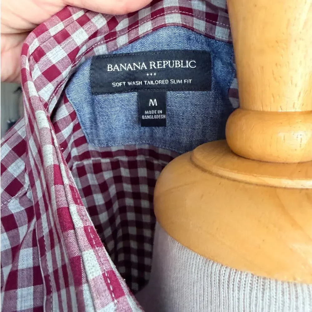 Banana Republic classic red